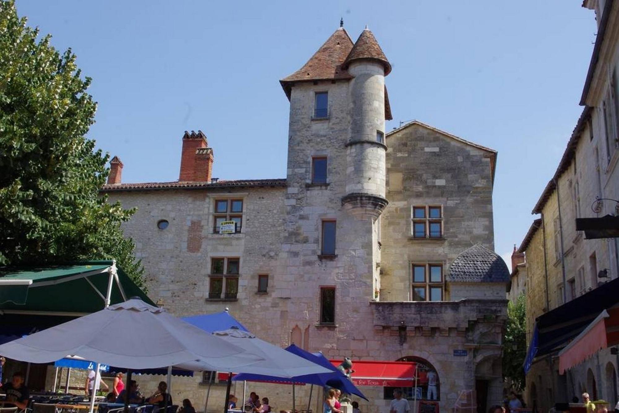 Appartement En Centre Ville Historique Périgueux Exteriér fotografie